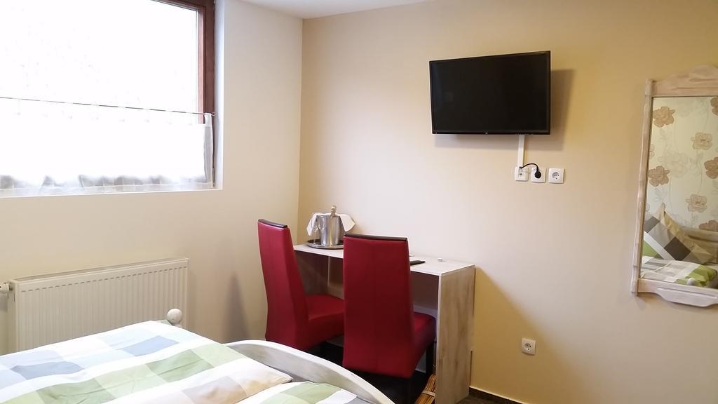 Hotel Zum Schleicher Kuckuck Kültér fotó